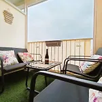 T2 Cozy Avec Parking, Terrasse - Severine *