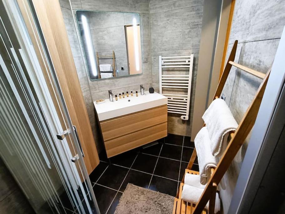 Appartement T2 Cozy Avec Parking, Terrasse - Severine